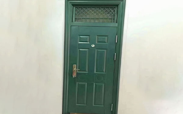 商南学校教室门